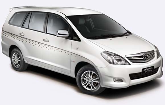 Hire the best quality Toyota Innova